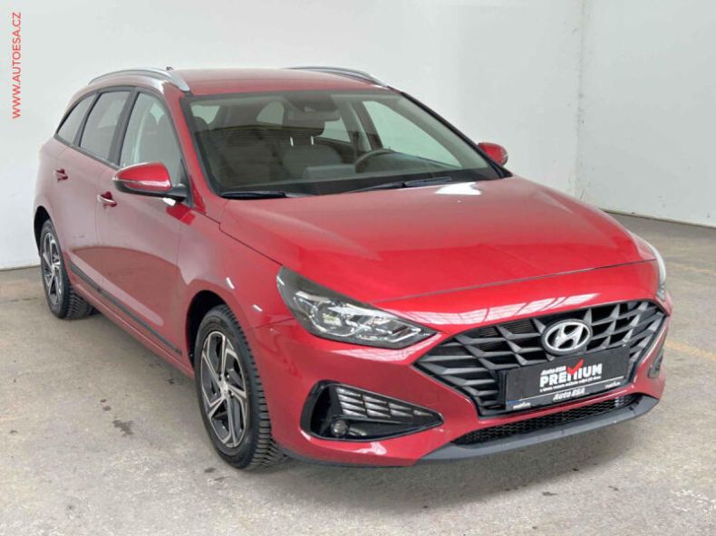 Hyundai i30 - hlavní foto