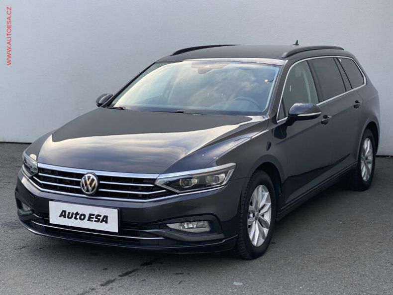 Volkswagen Passat - hlavní fotka