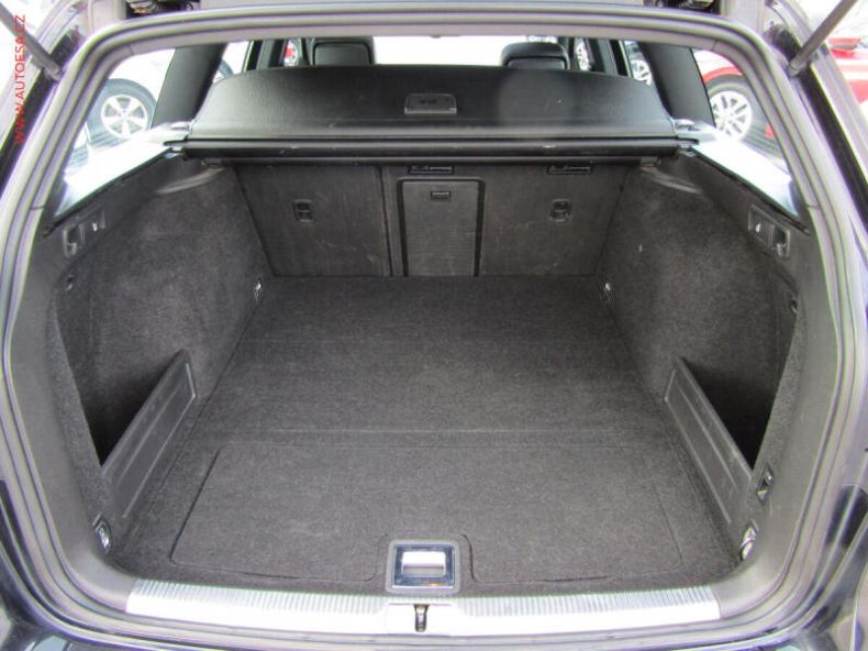 Volkswagen Passat - hlavní fotka