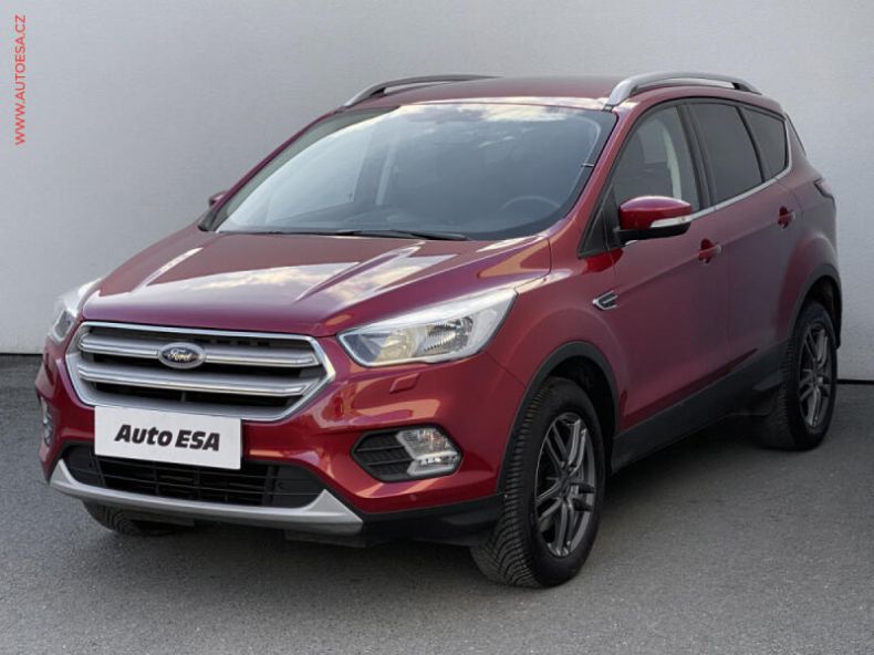 Ford Kuga - hlavní fotka