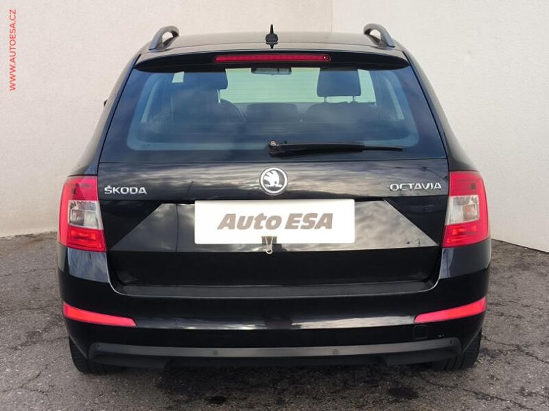Škoda Octavia - hlavní fotka