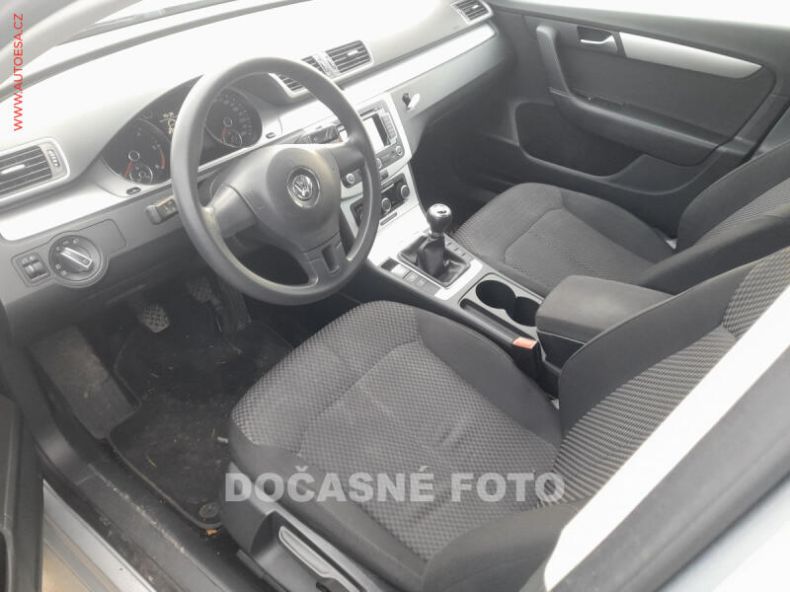 Volkswagen Passat - hlavní fotka