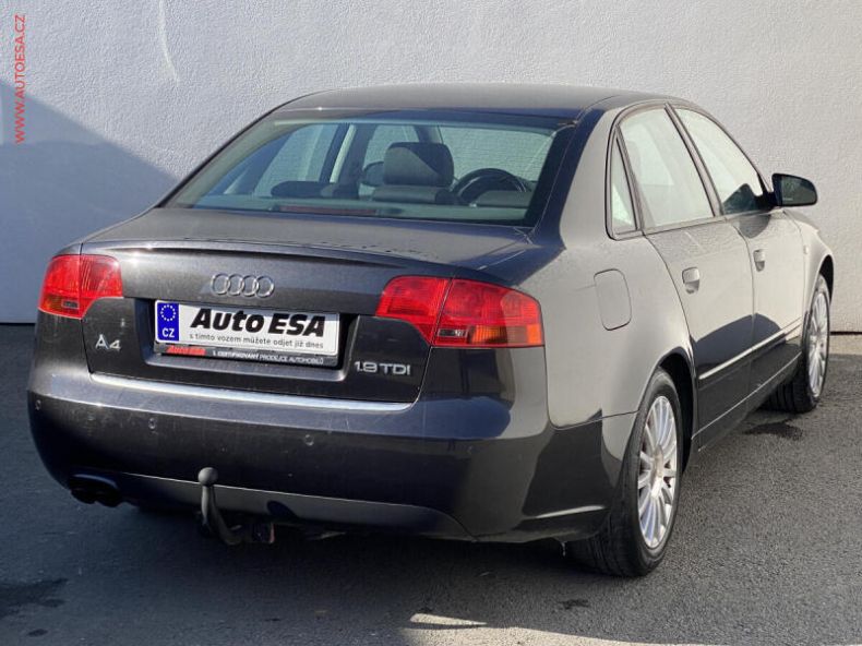 Audi A4 - hlavní fotka