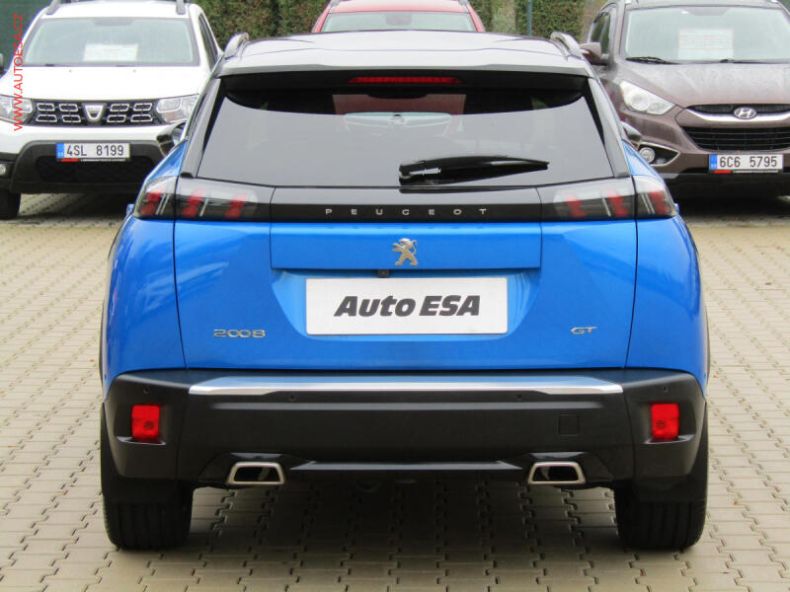 Peugeot 2008 - hlavní fotka