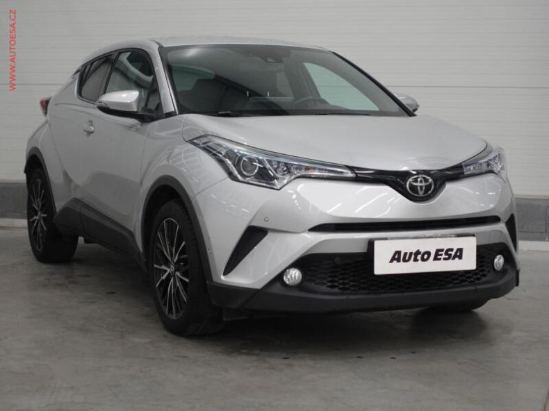 Toyota C-HR - hlavní foto