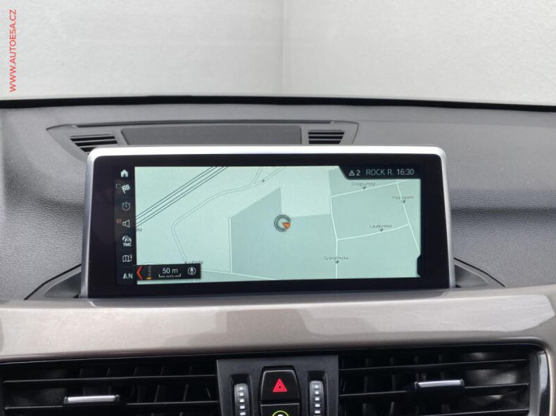 BMW X1 - hlavní fotka