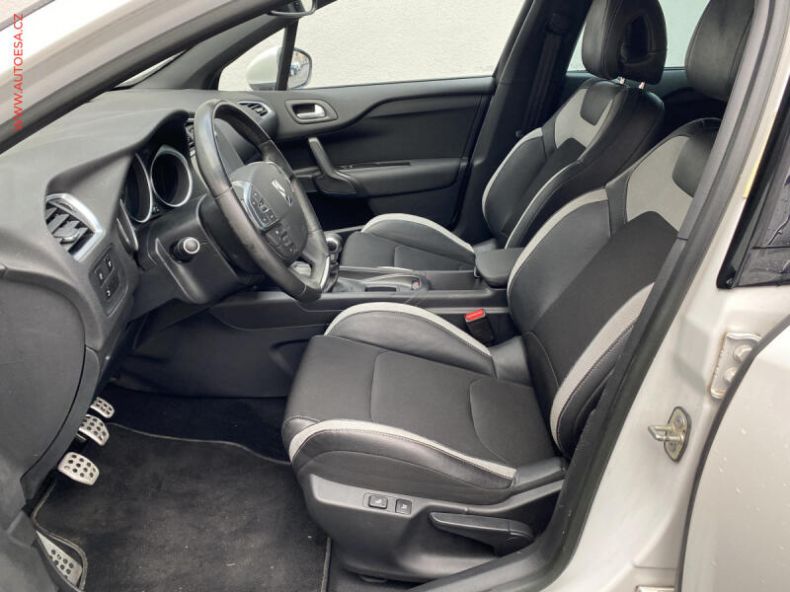 Citroën DS4 - hlavní fotka