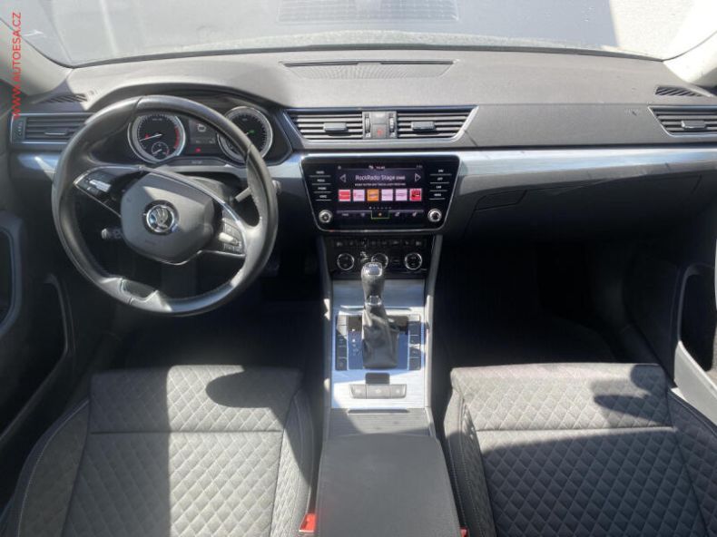 Škoda Superb - hlavní fotka