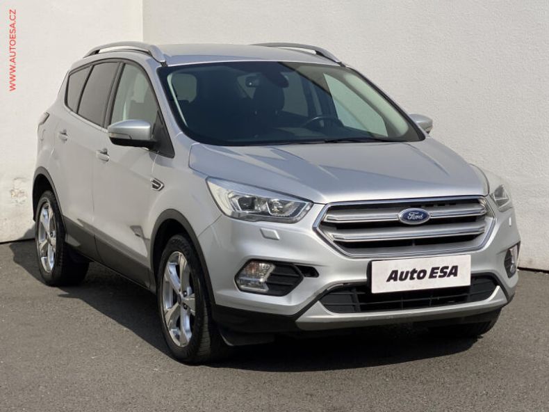 Ford Kuga - hlavní foto