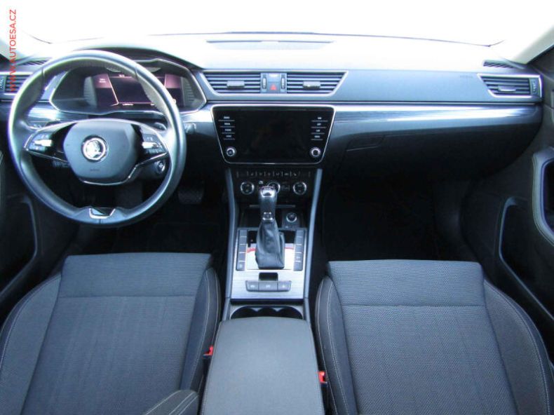 Škoda Superb - hlavní fotka