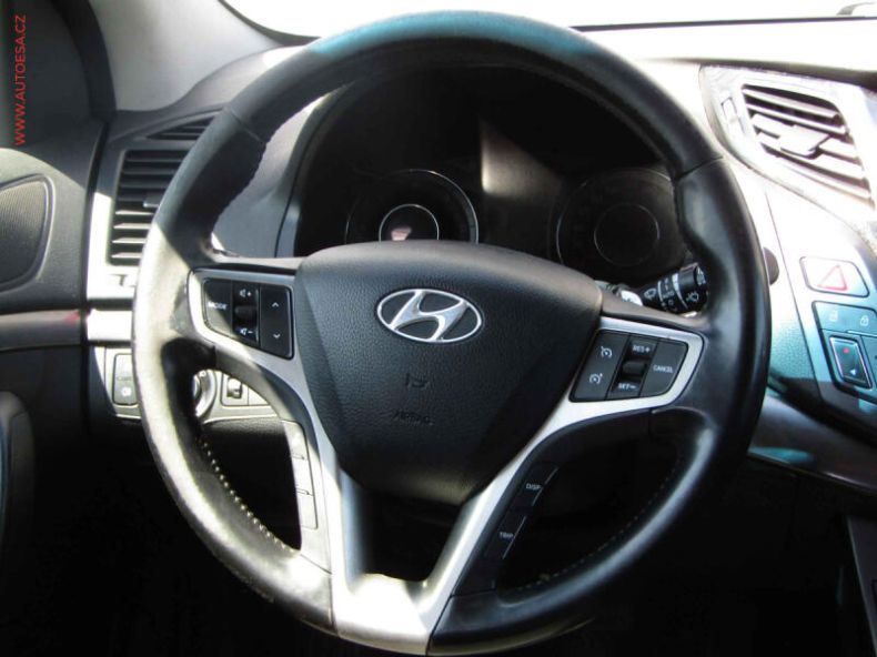 Hyundai i40 - hlavní fotka
