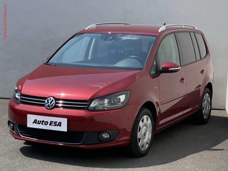 Volkswagen Touran - hlavní fotka