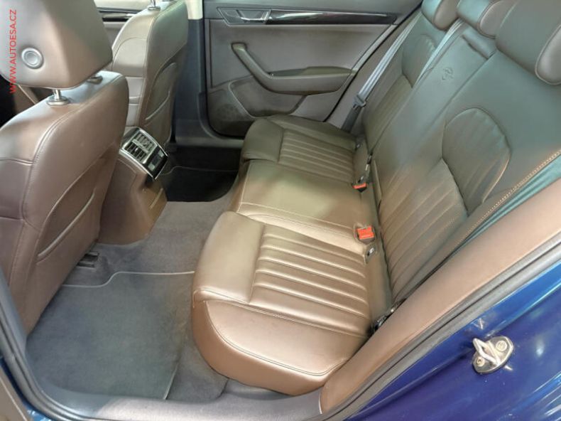 Škoda Superb - hlavní fotka