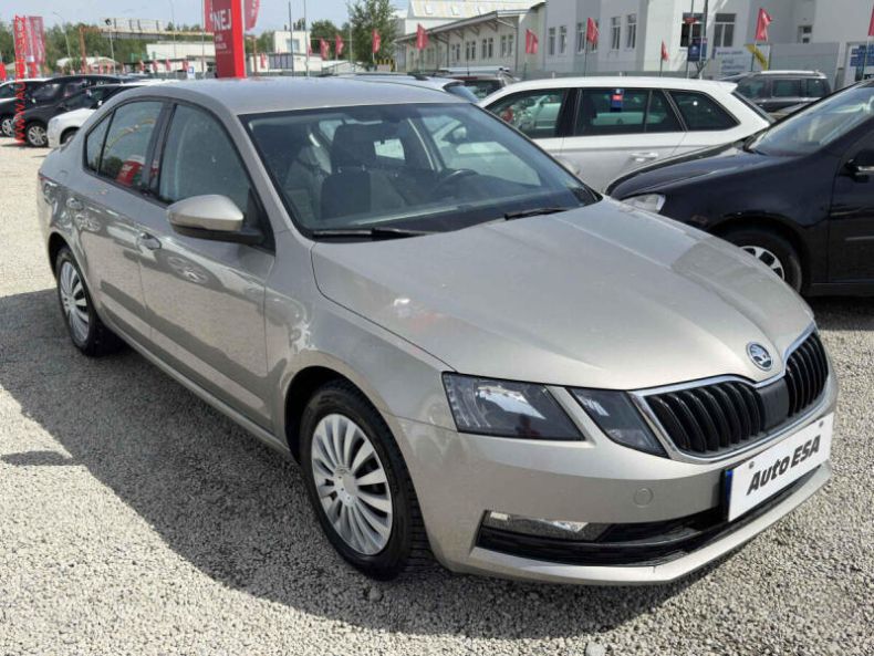 Škoda Octavia - hlavní fotka inzerátu