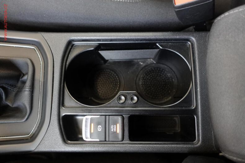 Volkswagen Touran - hlavní fotka