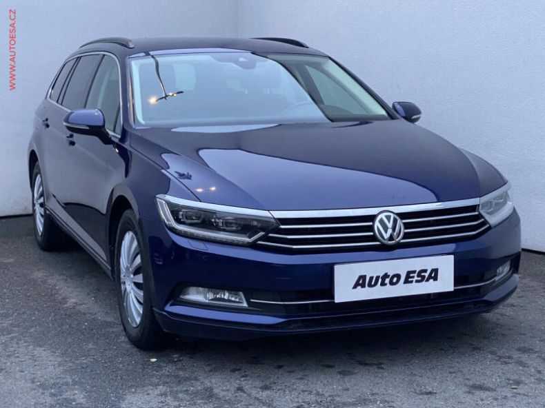 Volkswagen Passat - hlavní foto