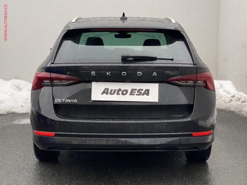 Škoda Octavia - hlavní fotka