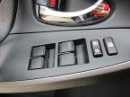 Toyota RAV 4 - fotka číslo 9
