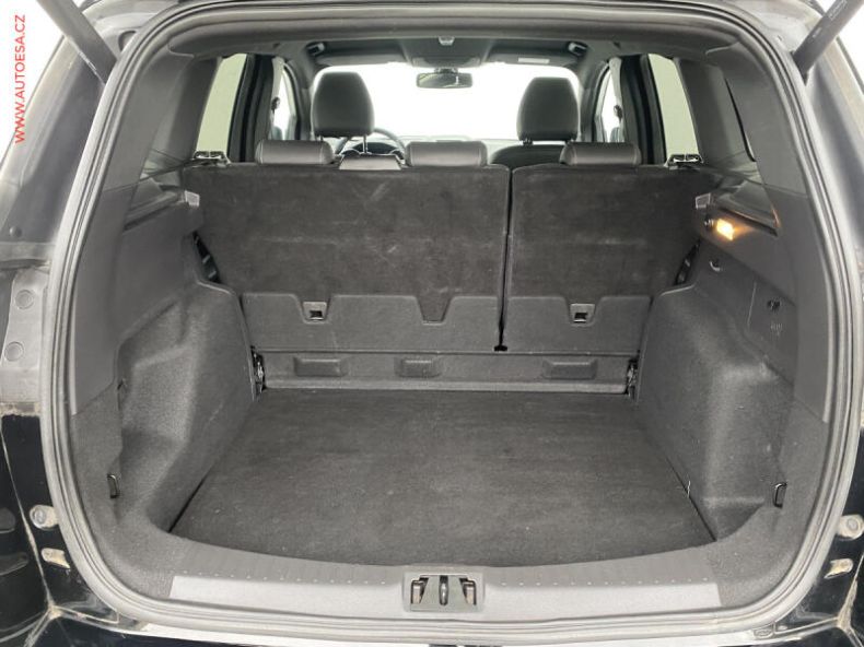 Ford Kuga - hlavní fotka
