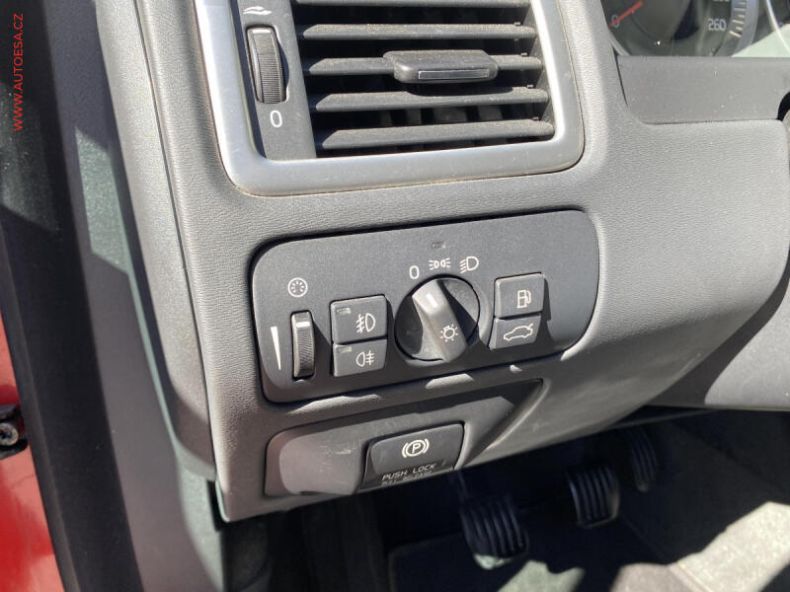 Volvo V70 - hlavní fotka