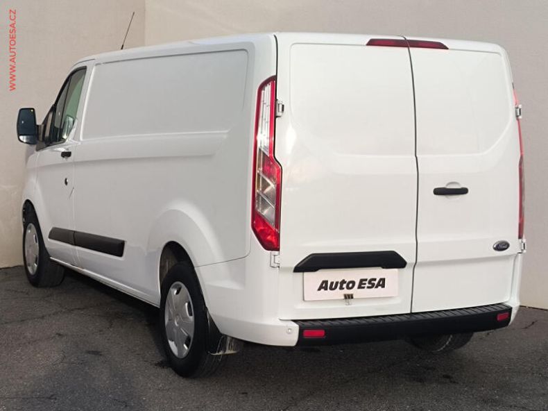 Ford Transit - hlavní fotka