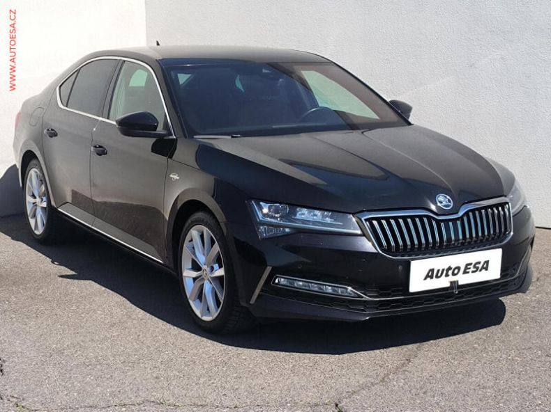 Škoda Superb - hlavní foto