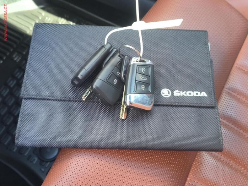 Škoda Superb - hlavní fotka