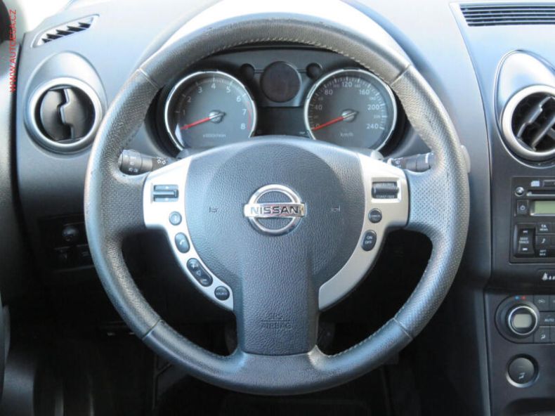 Nissan Qashqai - hlavní fotka