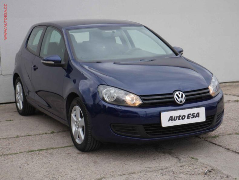 Volkswagen Golf - hlavní foto