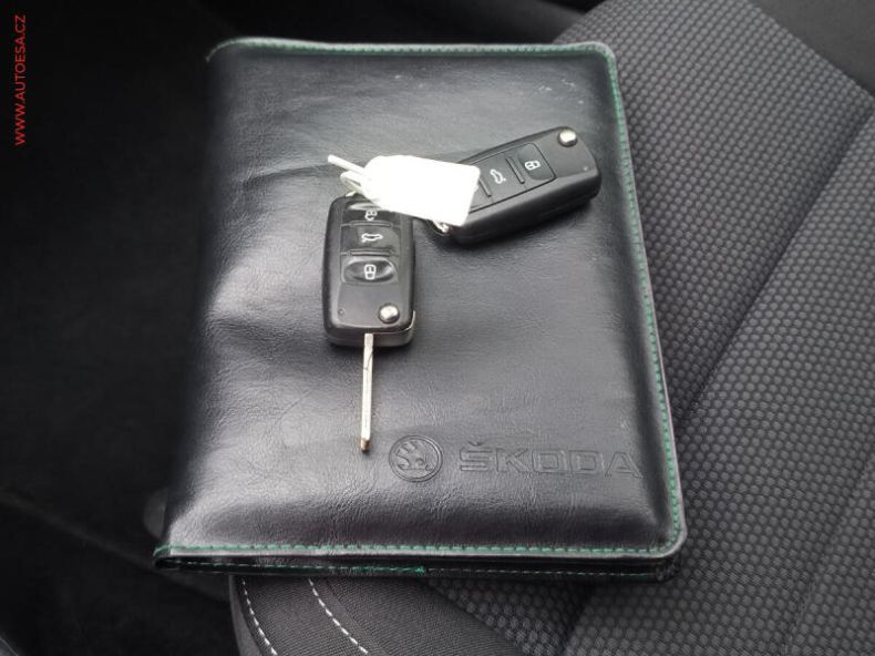 Škoda Rapid - hlavní fotka