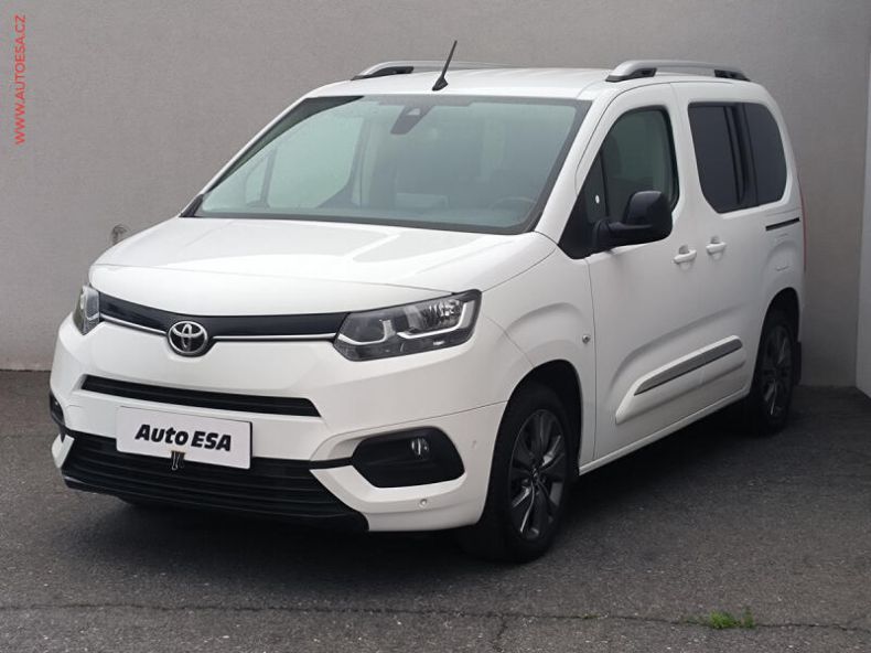Toyota ProAce City Verso - hlavní fotka