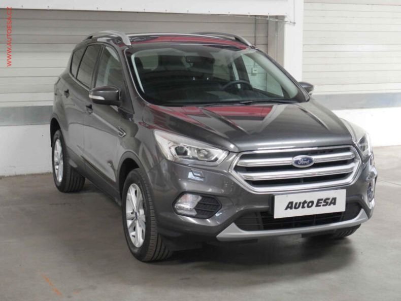 Ford Kuga - hlavní foto