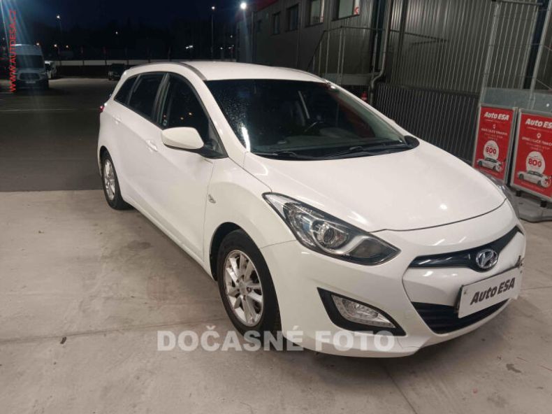 Hyundai i30 - hlavní fotka inzerátu