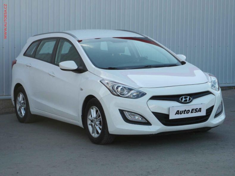 Hyundai i30 - hlavní foto