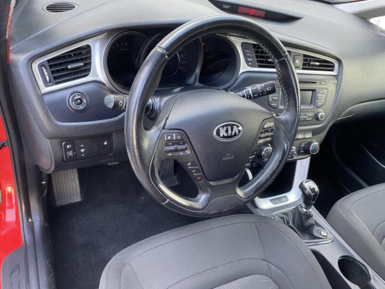 Kia Cee'd - hlavní fotka