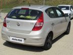 Hyundai i30 - fotka číslo 3