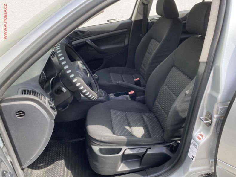 Škoda Octavia - hlavní fotka