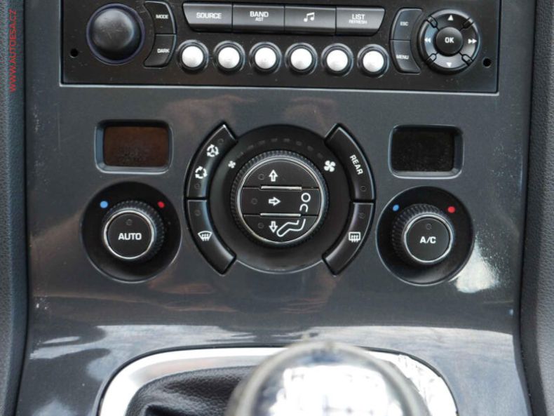 Peugeot 5008 - hlavní fotka