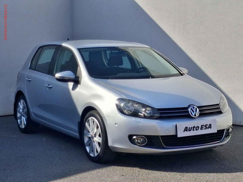 Volkswagen Golf - hlavní foto