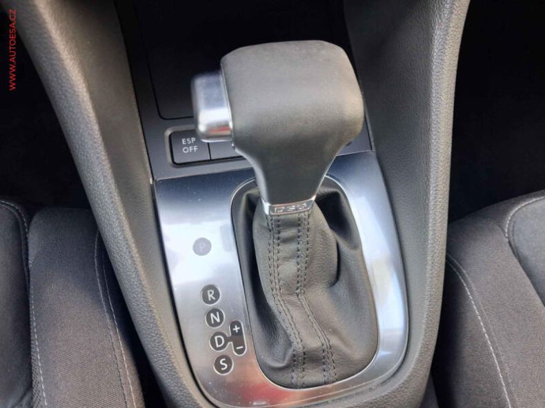Volkswagen Golf - hlavní fotka