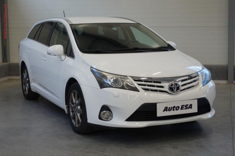 Toyota Avensis - hlavní foto