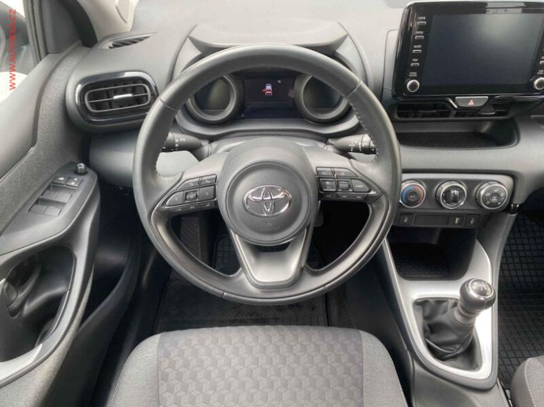 Toyota Yaris - hlavní fotka
