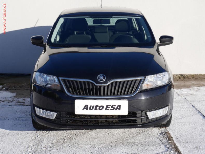 Škoda Rapid - hlavní fotka