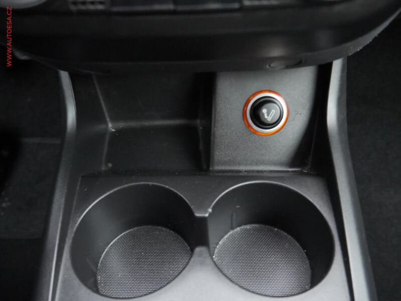 Volkswagen Fox - hlavní fotka