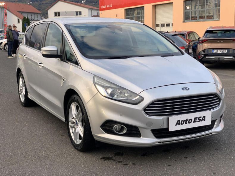 Ford S-MAX - hlavní fotka inzerátu