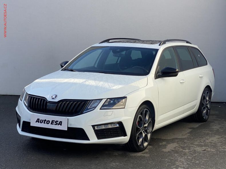 Škoda Octavia - hlavní fotka