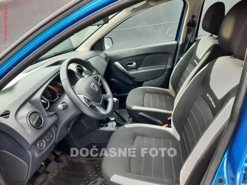 Dacia Logan - hlavní fotka