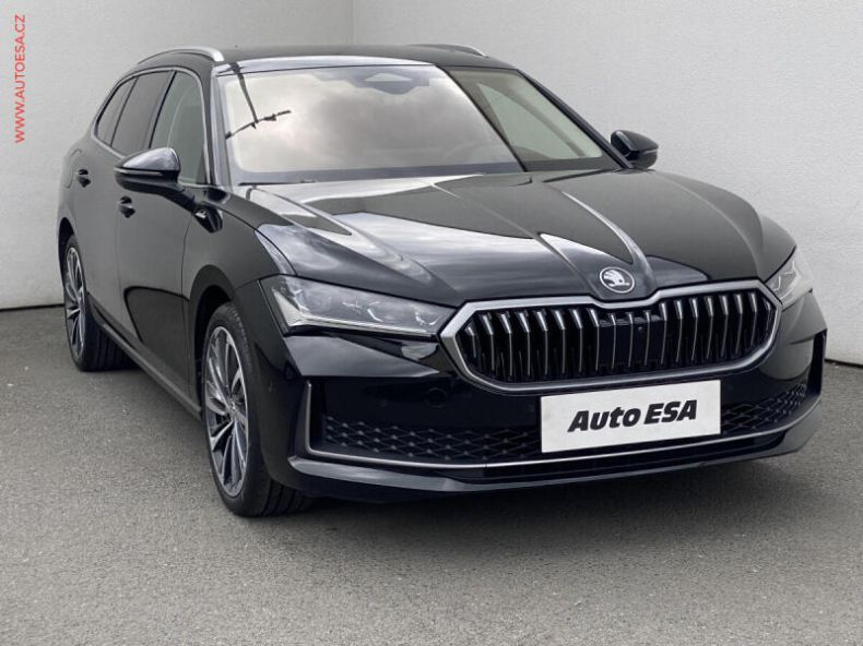 Škoda Superb - hlavní fotka
