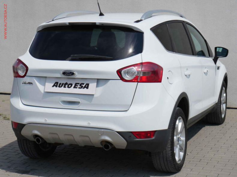 Ford Kuga - hlavní fotka
