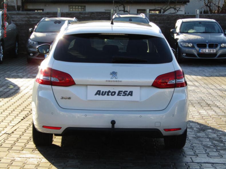 Peugeot 308 - hlavní fotka